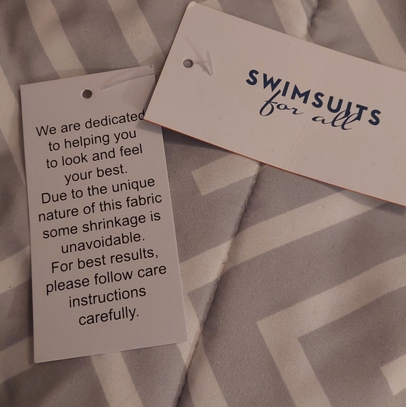 ❤️SALE! NWOT SWIMSUITS FOR ALL Abigail Cover Up Black Tunic 14/16 - Picture 10 of 12